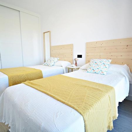 Impresionante apartamento con piscina en Sanxenxo Esterno foto